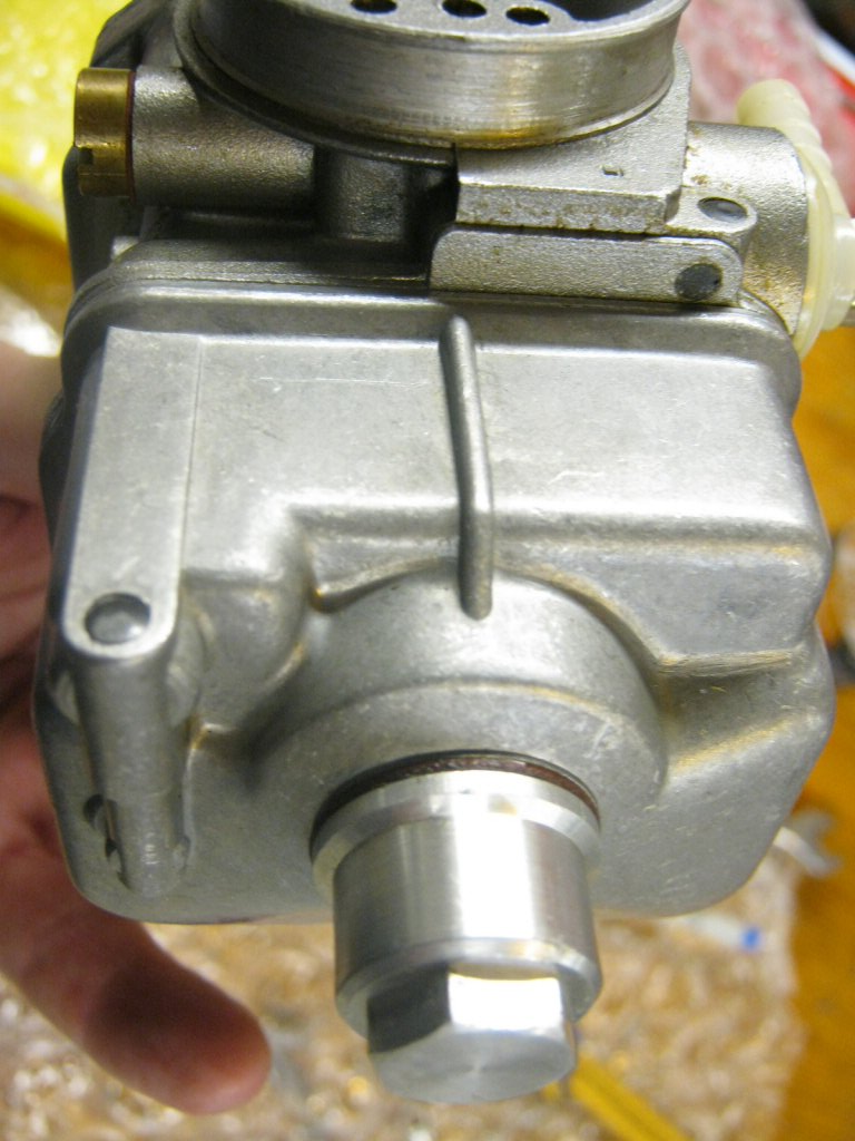 Dellorto PHF 30 carburetor fitment on a Moto Guzzi Eldorado.