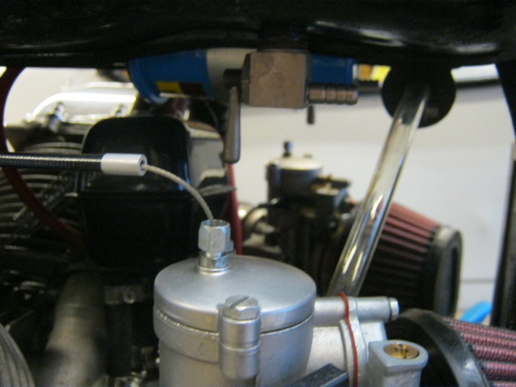 Dellorto PHF 30 carburetor fitment on a Moto Guzzi Eldorado.