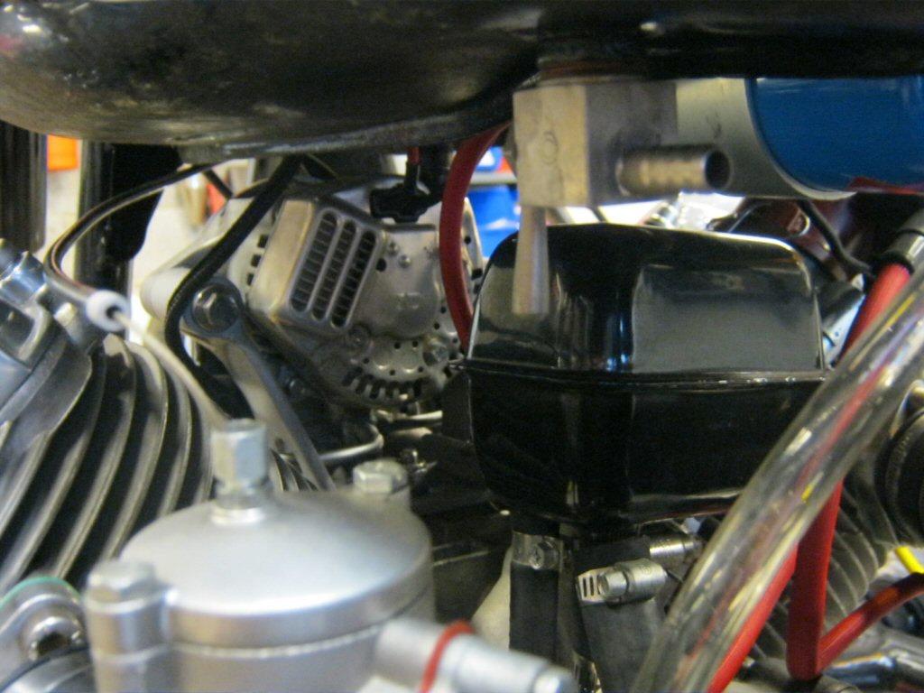 Dellorto PHF 30 carburetor fitment on a Moto Guzzi Eldorado.