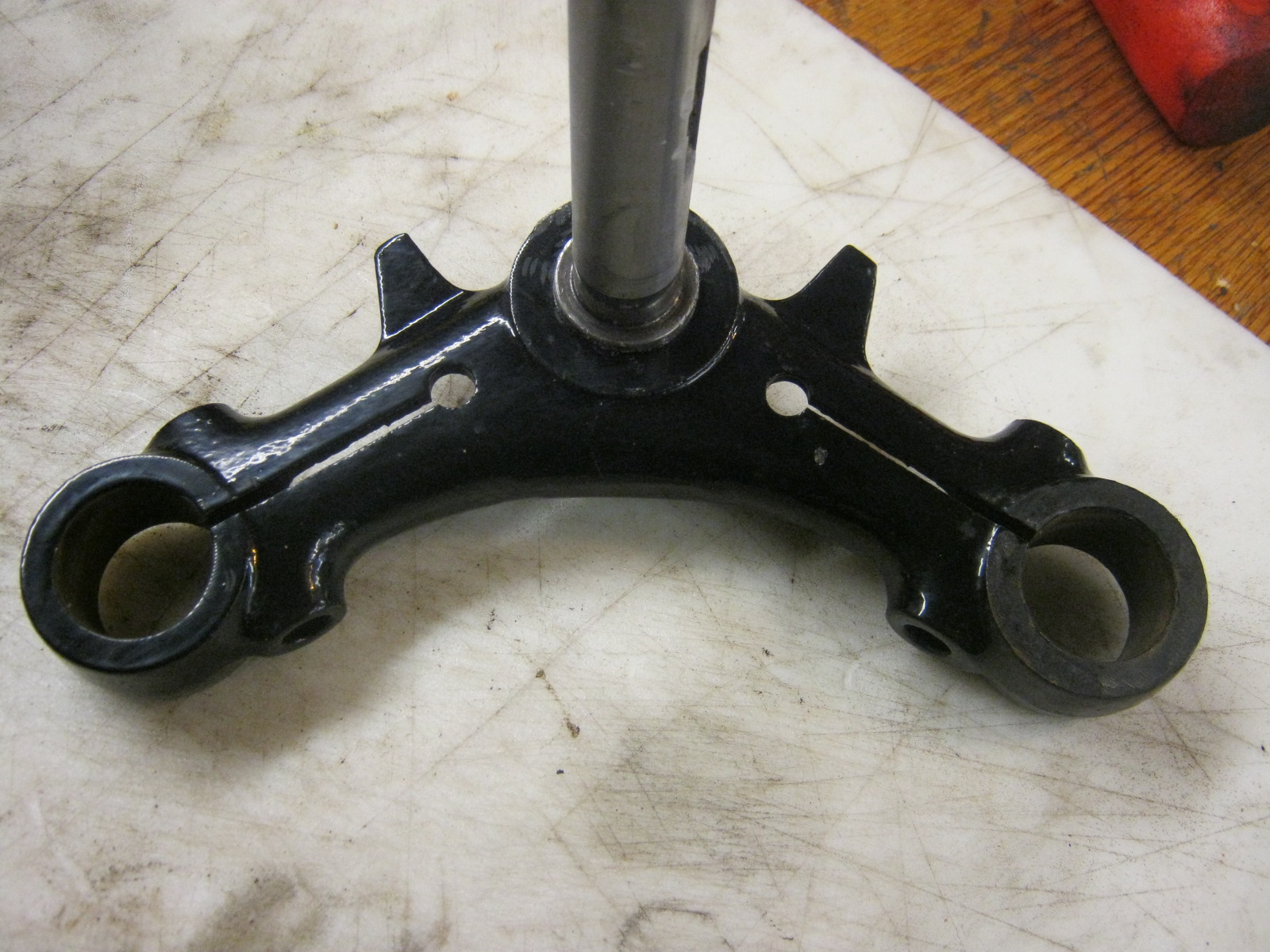 Disc brake stockish configuration. Applicable to Moto Guzzi V700, V7 Special, Ambassador, 850 GT, 850 GT California, Eldorado, and 850 California Police models.