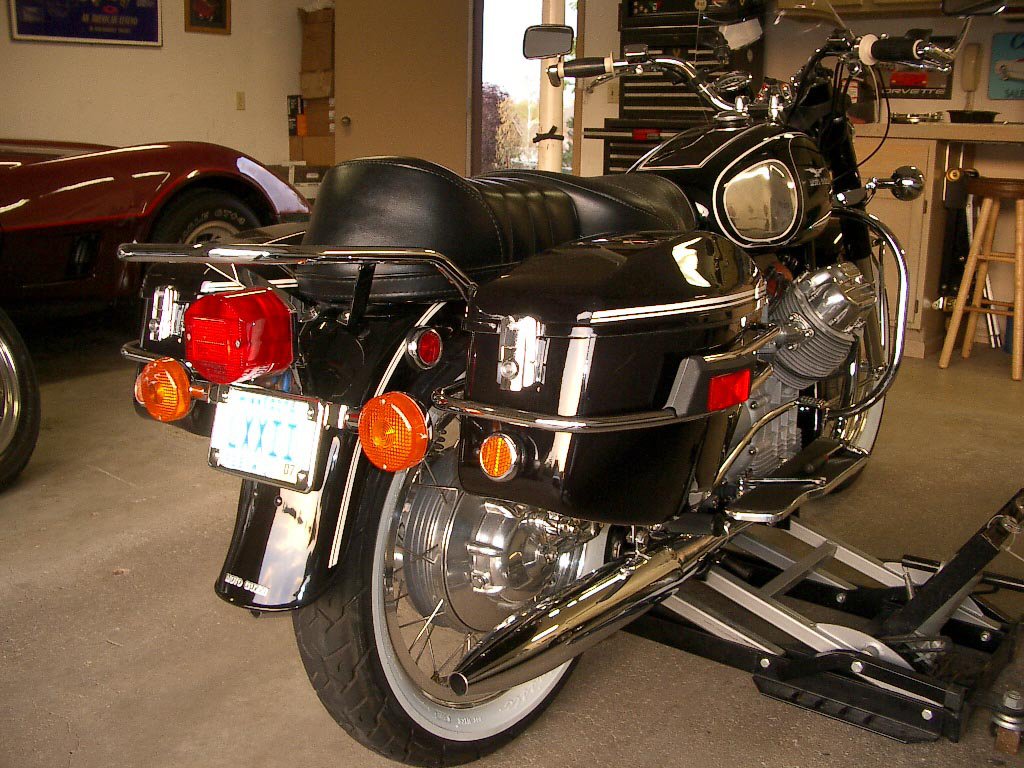 Shoei saddlebags.