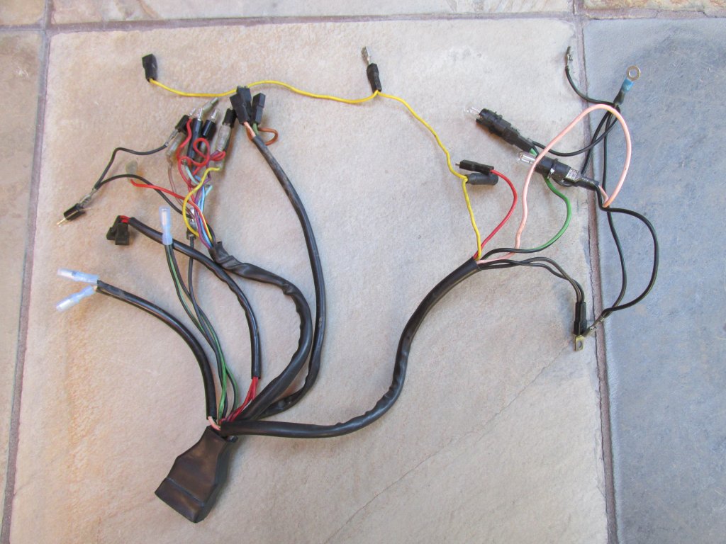 Dash wiring for a Moto Guzzi Le Mans III (MG# 28747250).