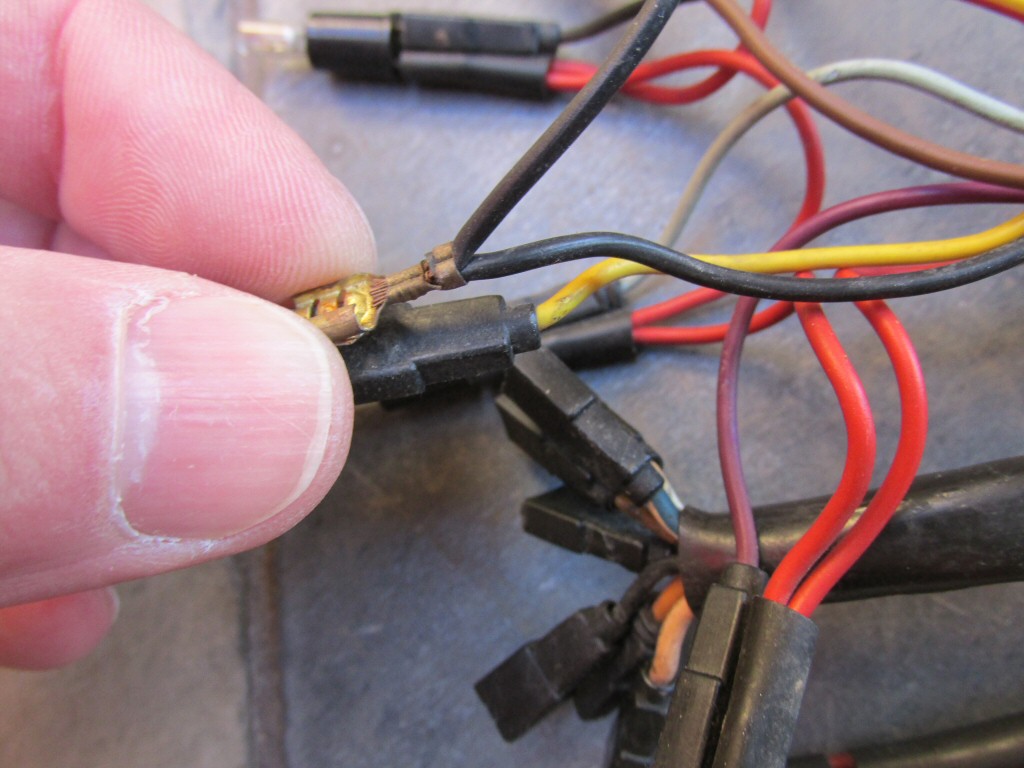 Dash wiring for a 1985 Moto Guzzi Le Mans 1000 (MG# 28747261).